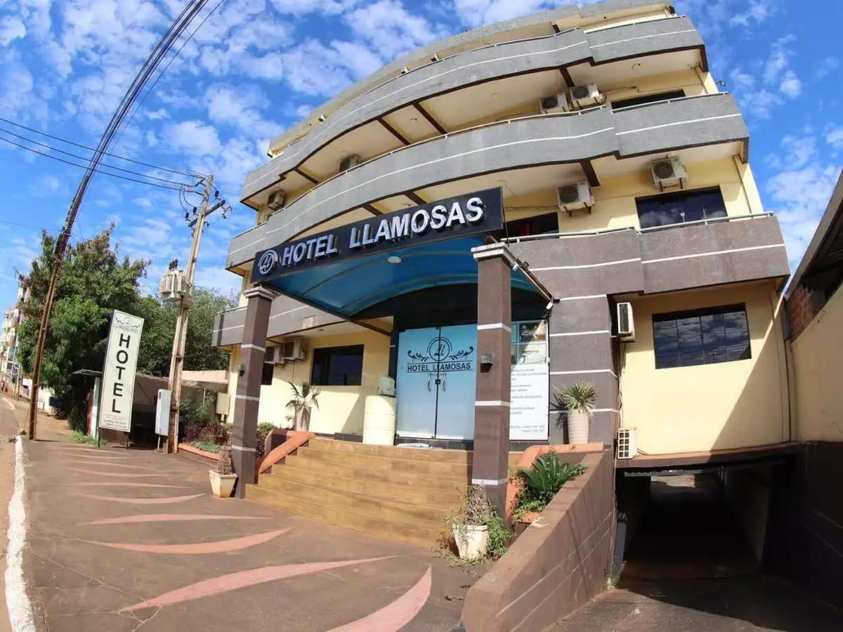 Hotel Llamosas Ciudad del Este Kültér fotó